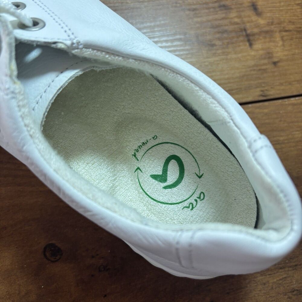 Ara Alexandria  Lace-Up Flat Women's Low White Leather Sneakers US 10 UK 7.5 - Picture 4 of 10